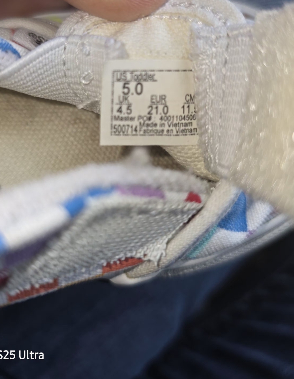 VANS - Picture 2 of 6